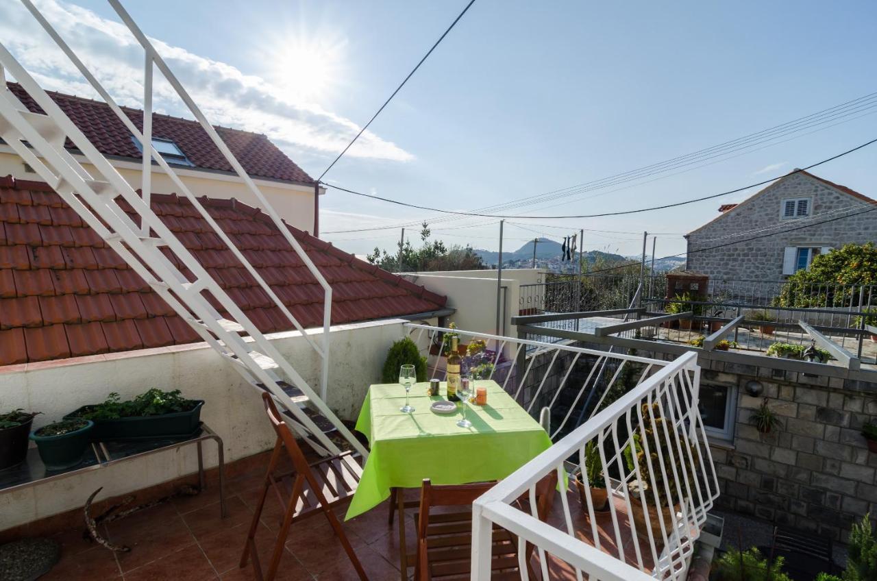 White Wave Guest House Dubrovnik Exterior photo